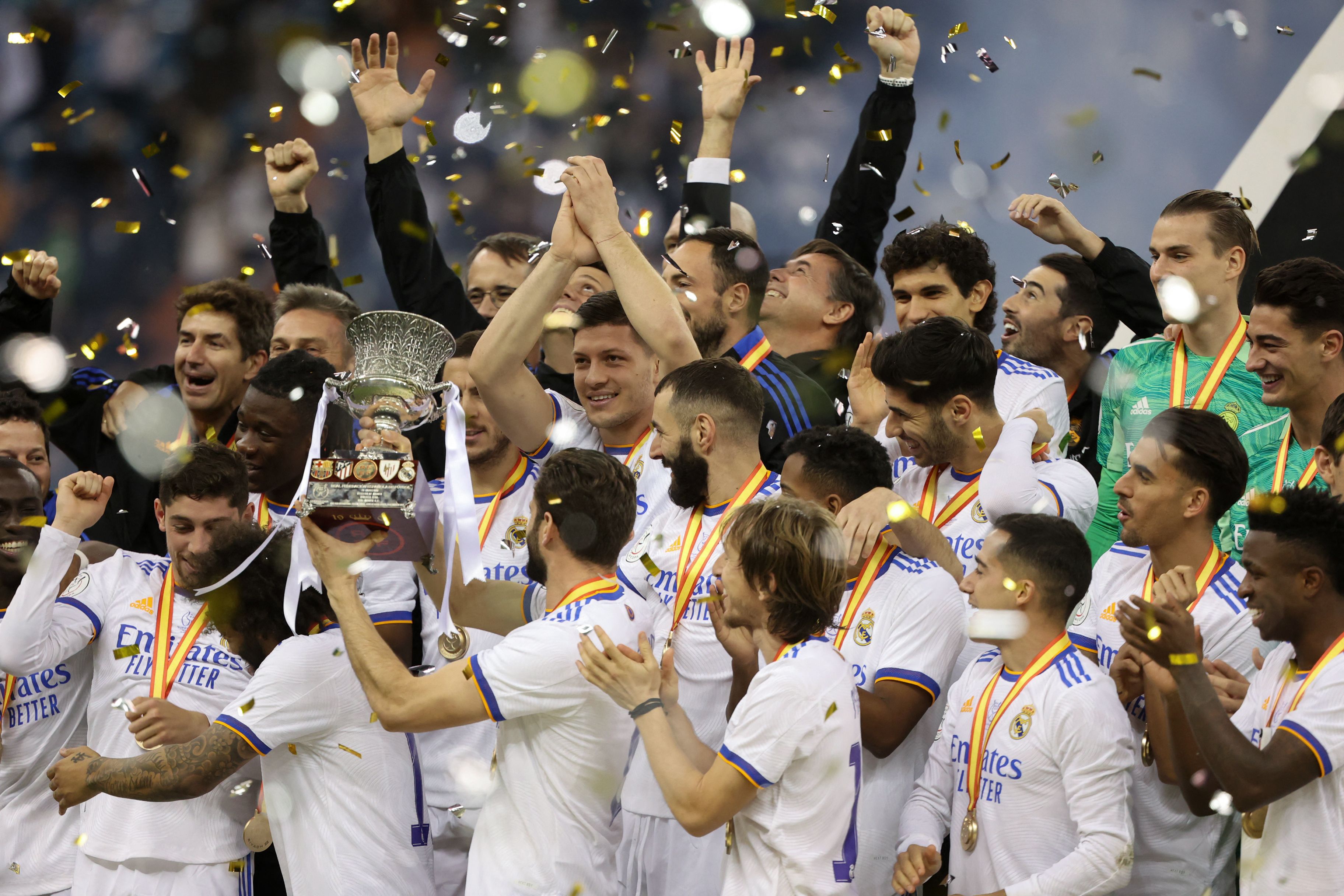 欧洲超级杯_(欧洲超级杯和欧冠区别)