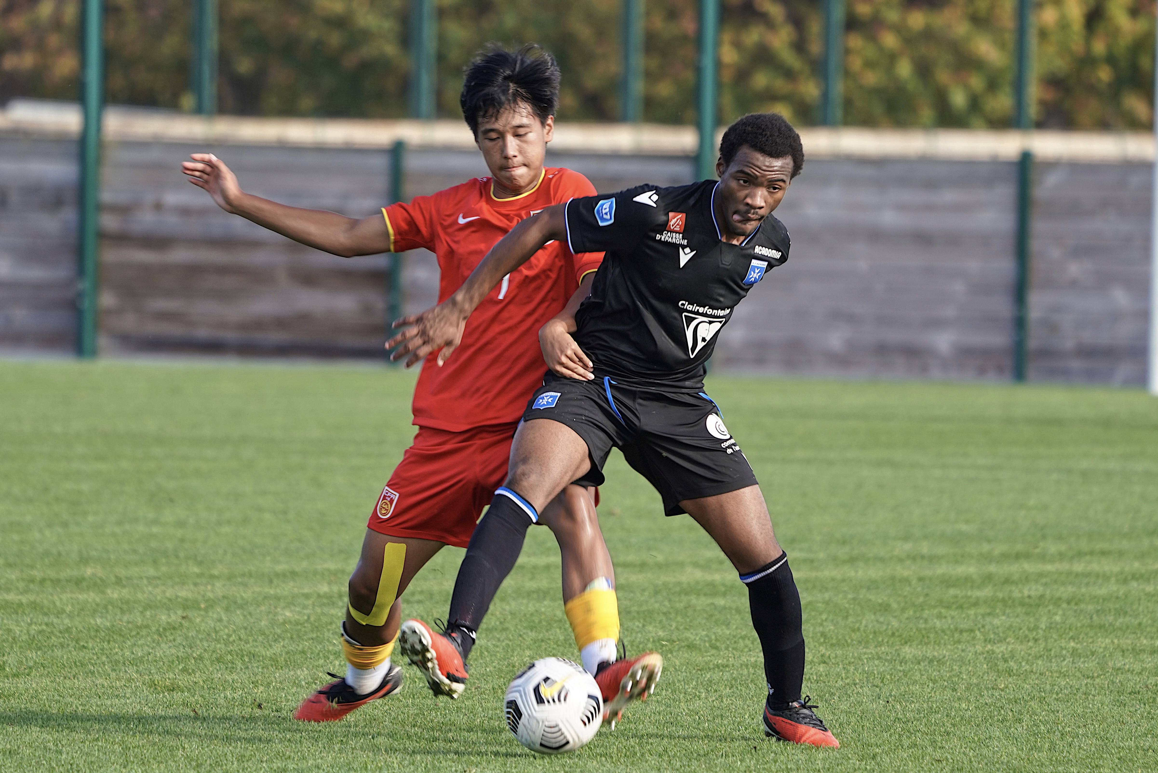 直播吧足球直播视频直播_(雨燕免费直播在线观看高清足球)  第1张