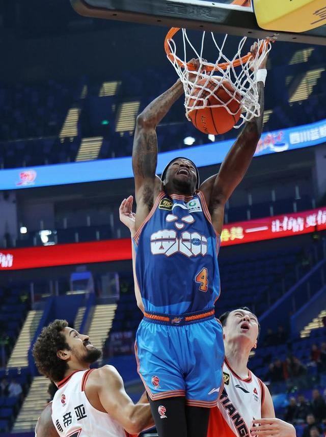 四川男篮战况怎么样_(四川男篮战况怎么样了)