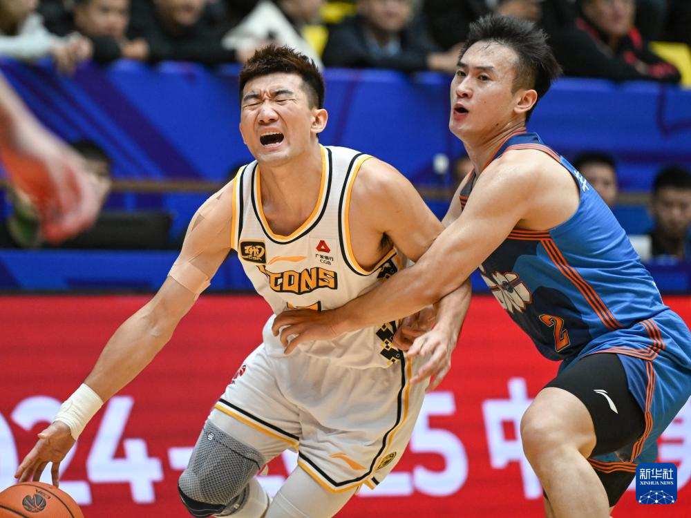 四川对江苏cba篮男_(cba季前赛四川对南京)  第2张
