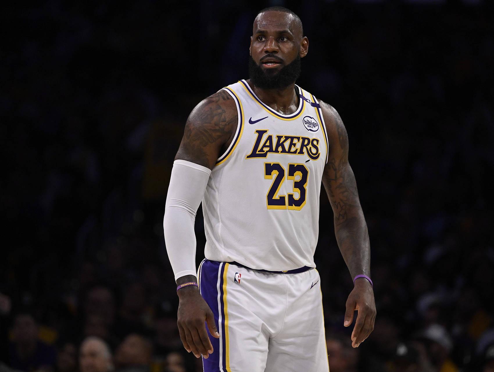 关于湖人在本赛季造成对手进攻犯规上领跑联盟达到9次的信息 第2张 关于湖人在本赛季造成对手进攻犯规上领跑联盟达到9次的信息 第2张