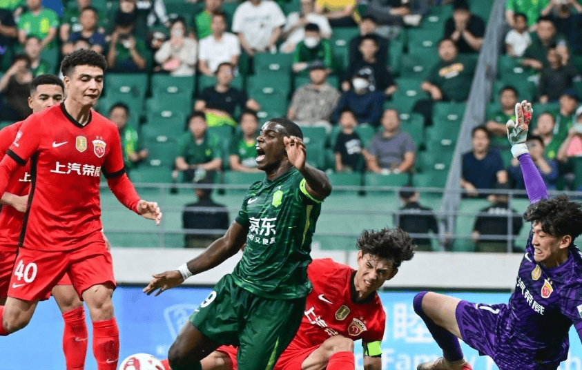 关于足协加大对“洋哨”的借用力度外籍裁判执法京鲁大战的信息 第1张 关于足协加大对“洋哨”的借用力度外籍裁判执法京鲁大战的信息 第1张