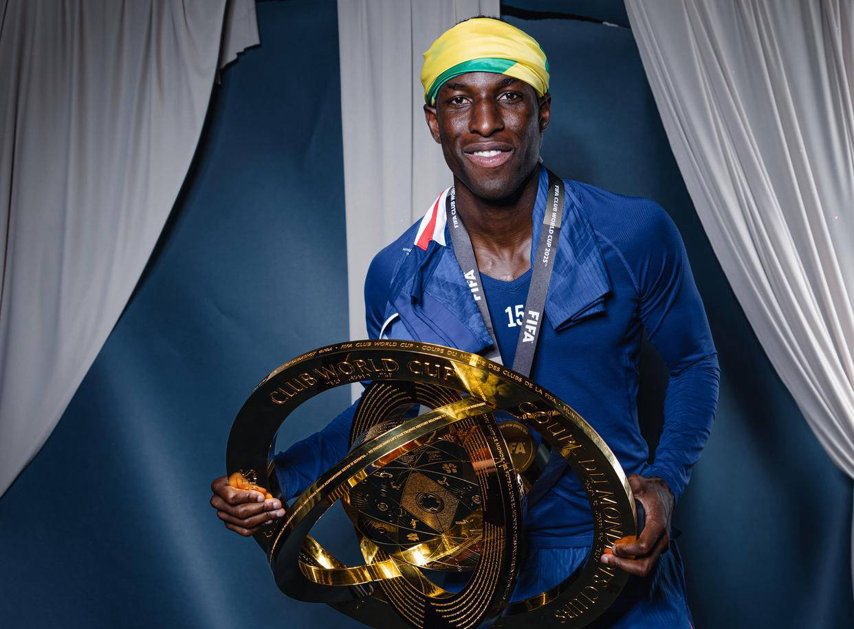 拜仁暂时决定不买断杰克逊球员表现没有达到要求的简单介绍  第1张