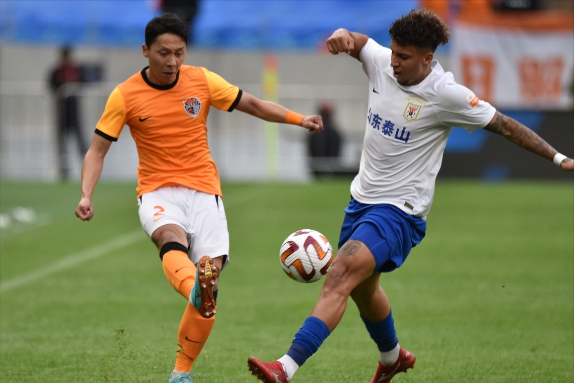 关于中超深圳新鹏城1-3山东泰山李小恒、卡扎破门王彤建功的信息  第2张