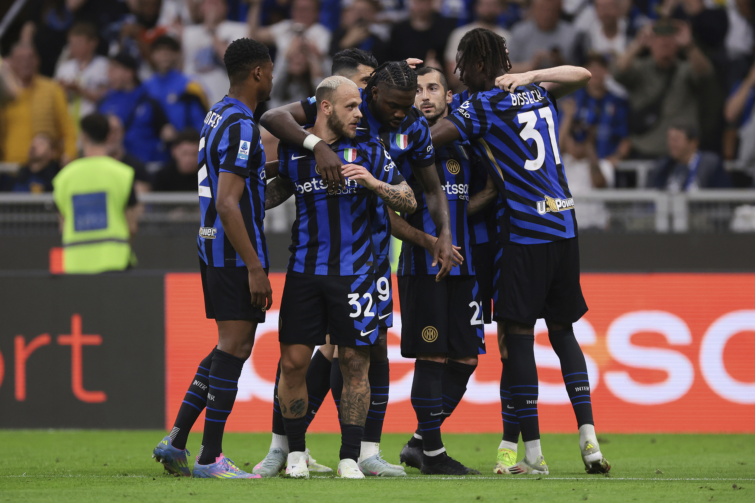 意甲国际米兰VS拉齐奥比分预测国米占据历史交锋战绩优势的简单介绍  第1张