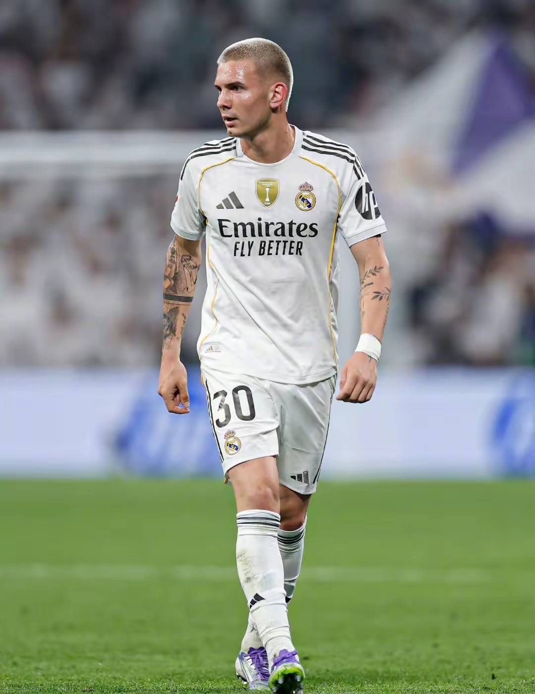 关于曝皇马正全力签下马斯坦托诺转会费4000万欧的信息  第1张