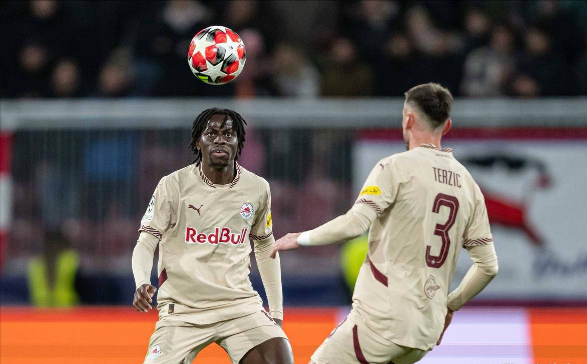 欧联杯萨尔茨堡红牛2-0前进之鹰萨尔茨堡欧联杯首胜的简单介绍  第2张