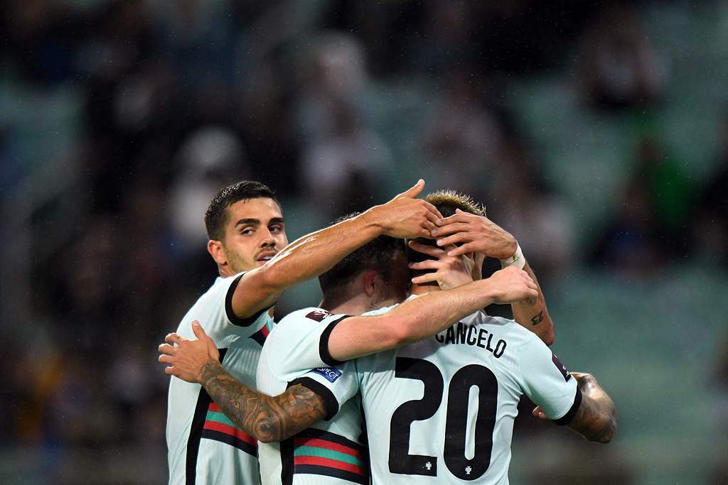 法甲巴黎圣日耳曼3-3斯特拉斯堡巴黎领先优势缩小至1分的简单介绍