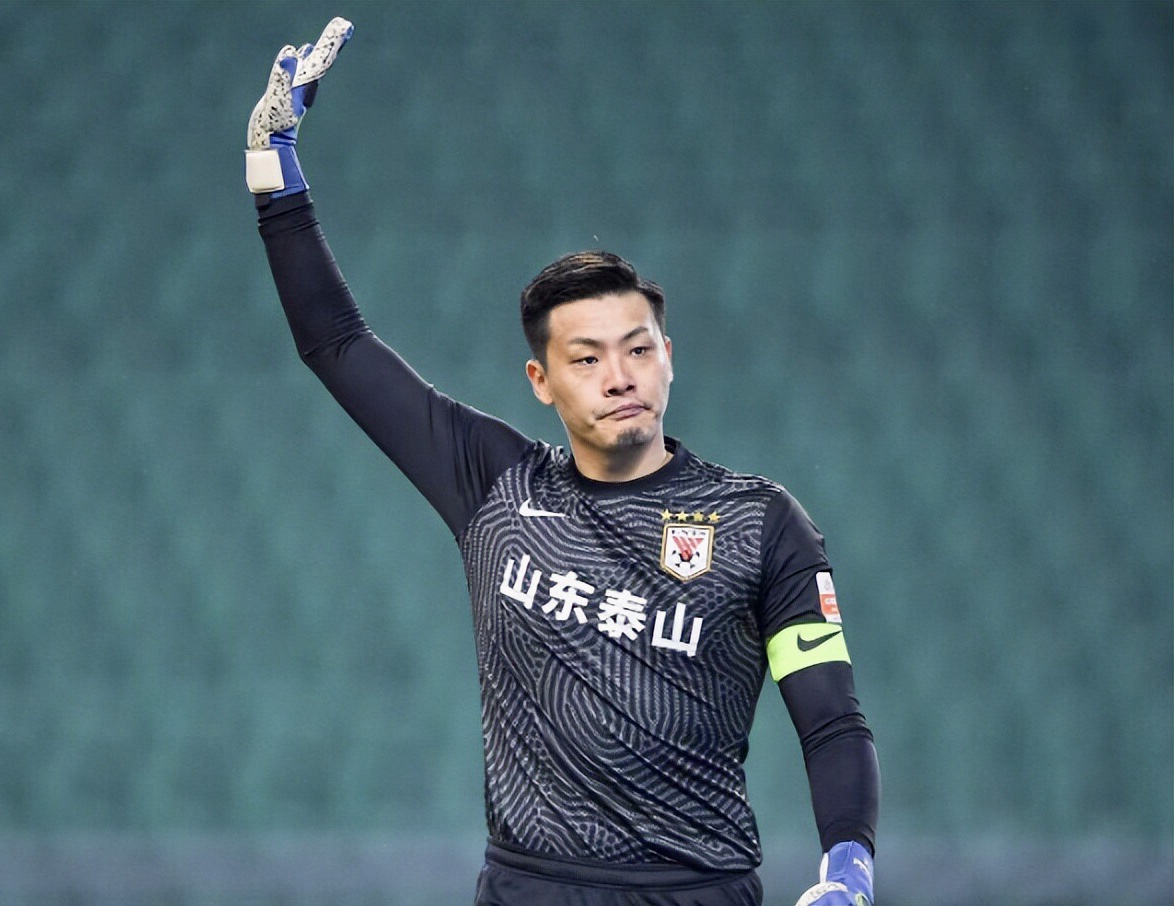 鲁媒：泰山适应三中卫但问题未解决泰山取得三连胜的简单介绍  第2张