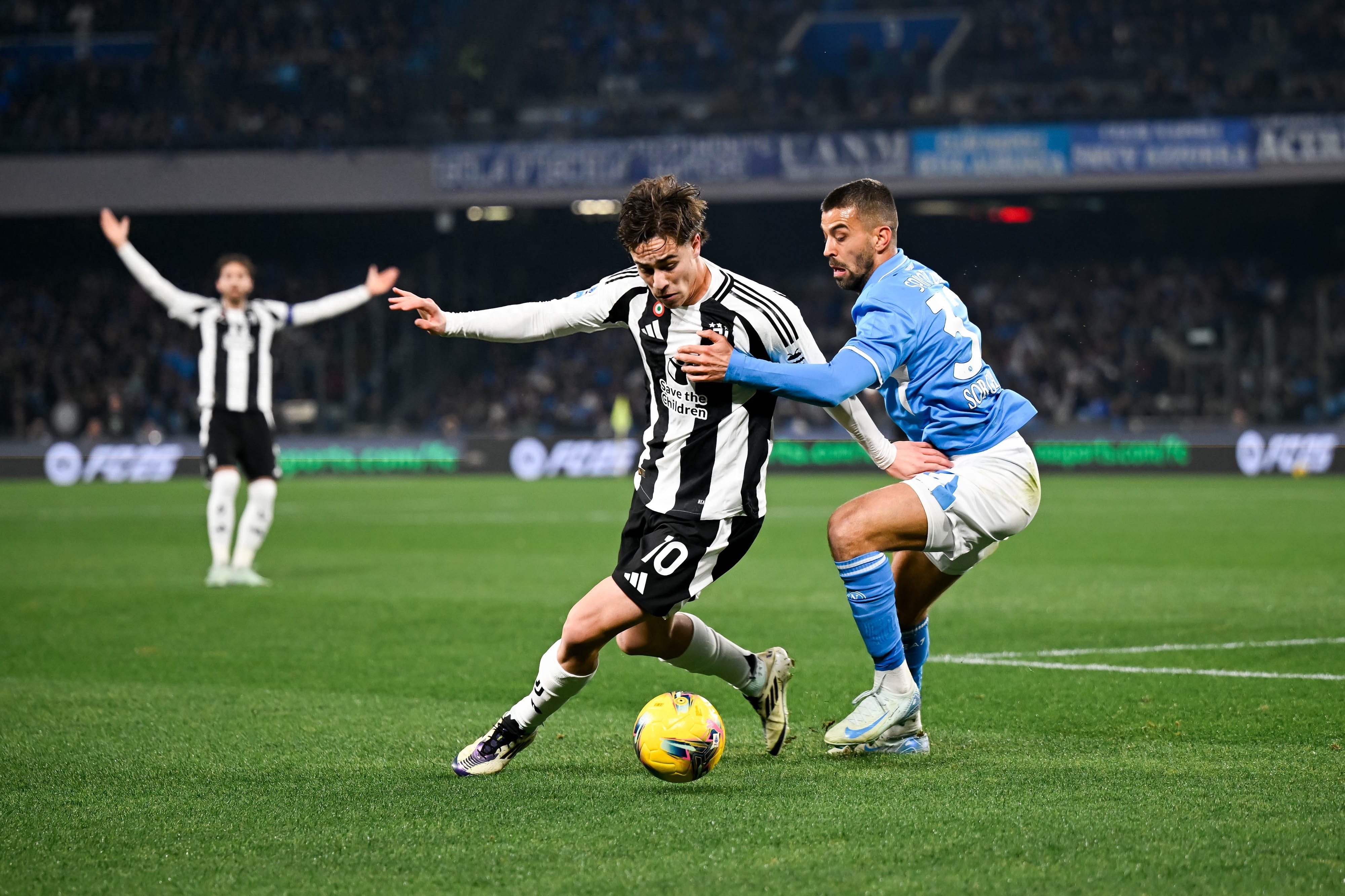 包含媒体：尤文3421阵型意甲最强首轮轻取帕尔马的词条  第1张