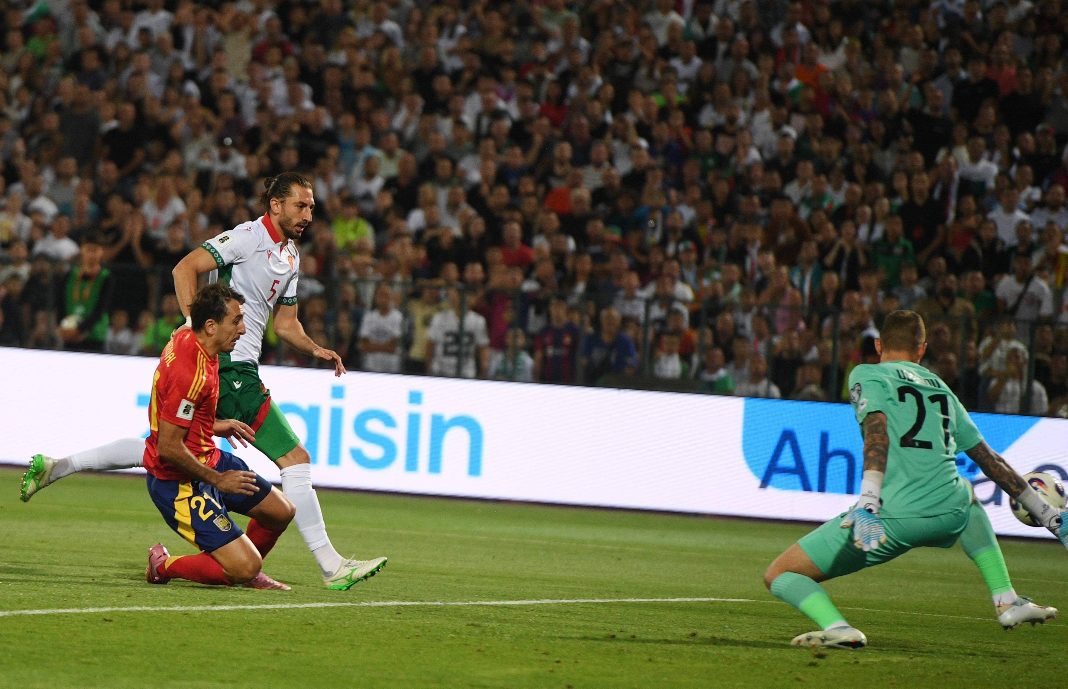 西班牙11月世预赛名单及赛程表完整版亚马尔领衔巴萨5人在列的简单介绍  第1张