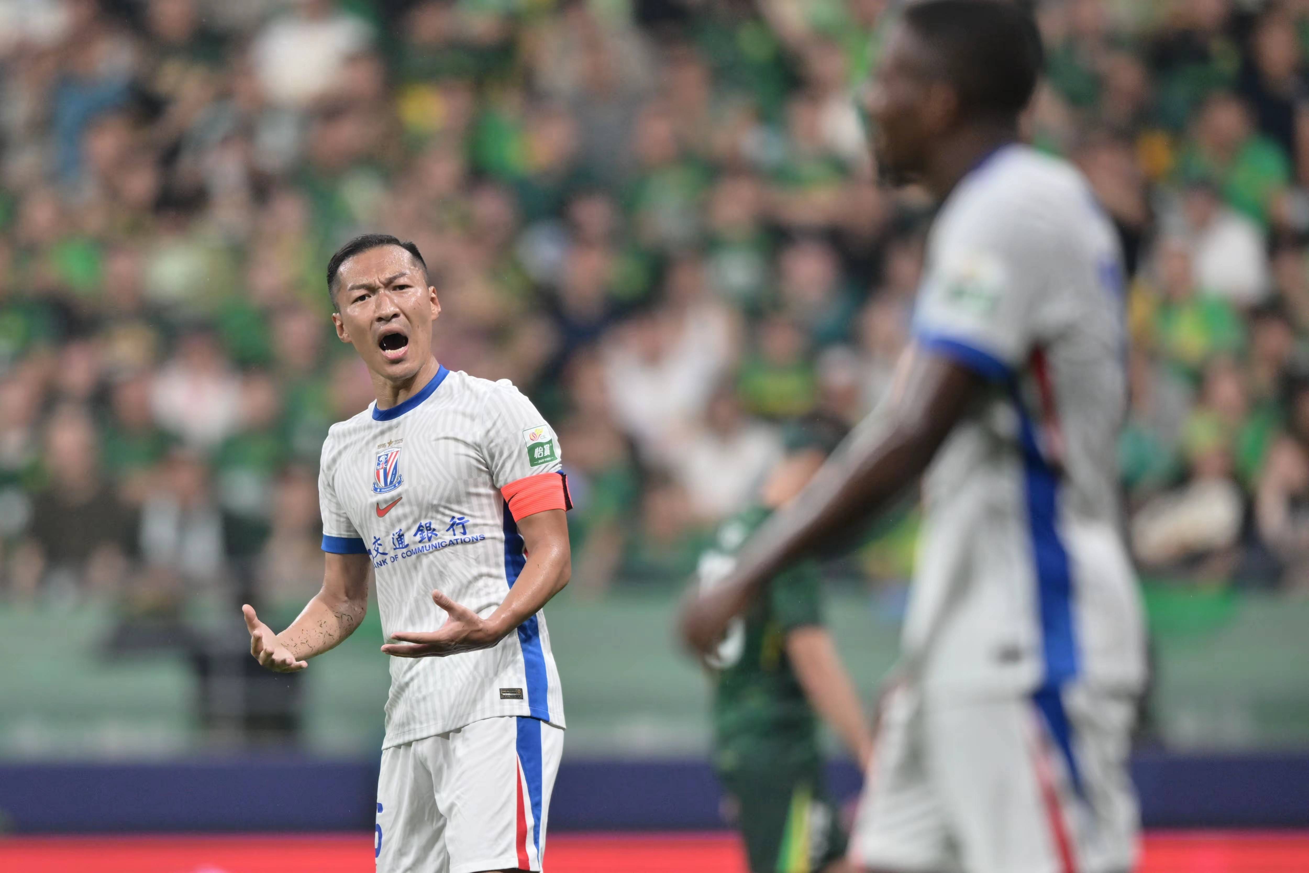 包含阿苏埃留在上海与申花备战米内罗也返回康桥基地的词条  第1张