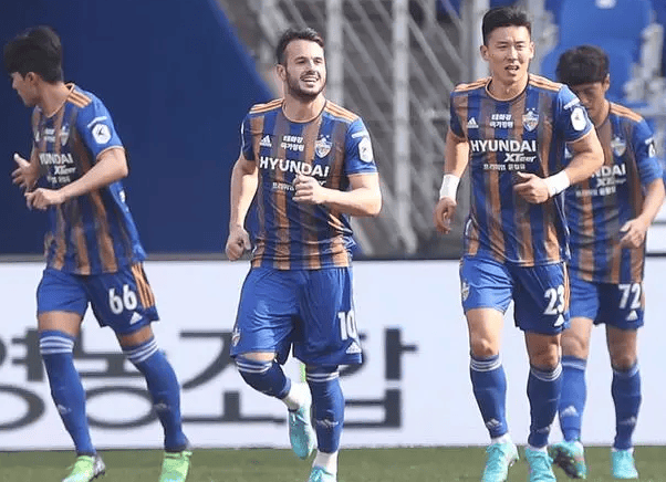 关于韩足总杯全北现代VS江原FC比分预测平民逆袭豪门的信息  第2张