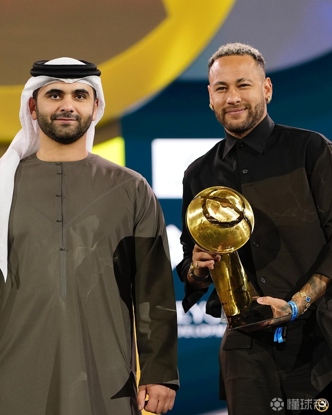 包含弗鲁米嫩塞欲租借内马尔已经联系球员本人的词条  第1张