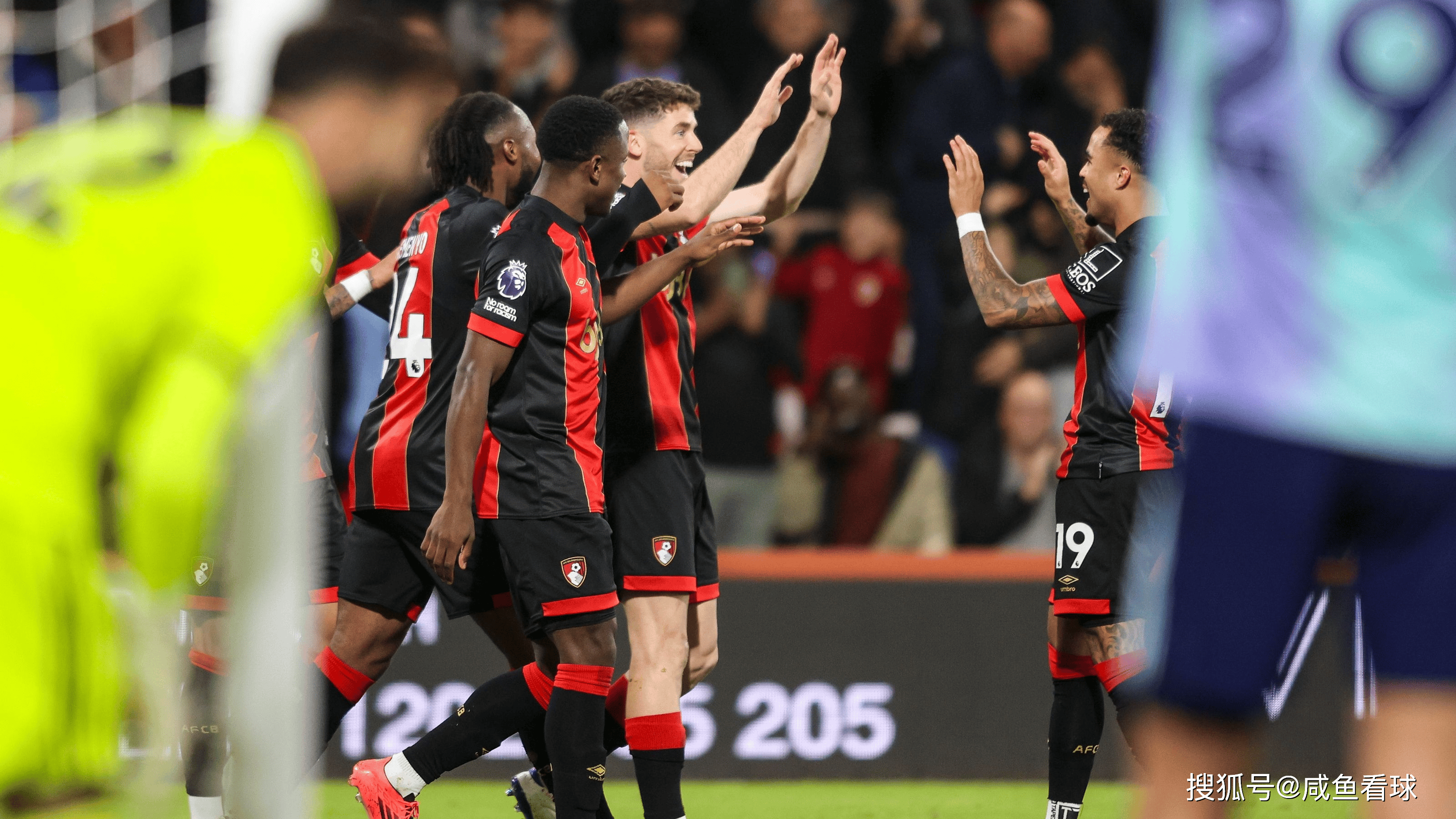 英超：利兹联队VS阿斯顿维拉  第1张