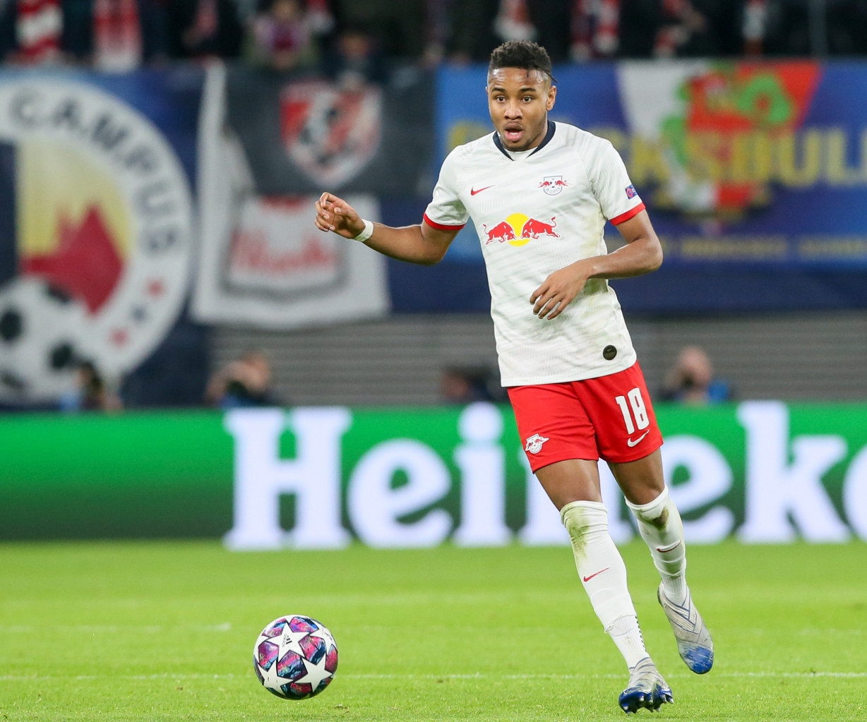 关于友谊赛输球阿莫林怒斥球员本赛季一蹶不振的信息