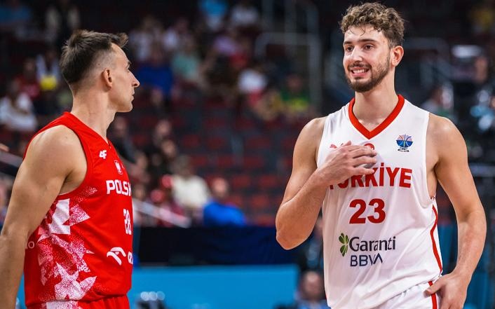 包含希腊男篮将对阵土耳其男篮字母哥大战申京的词条  第1张