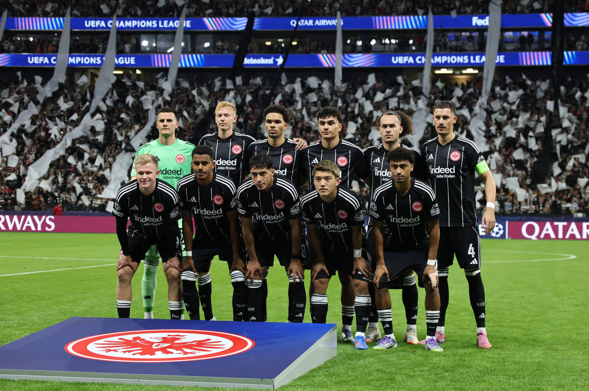 欧冠埃因霍温6-2那不勒斯那不勒斯遭逆转的简单介绍 第2张 欧冠埃因霍温6-2那不勒斯那不勒斯遭逆转的简单介绍 第2张