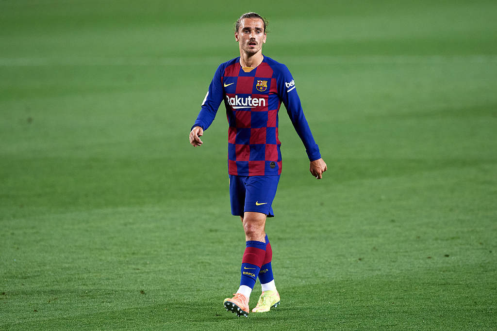 格列兹曼球场上晒梅西球星卡格列兹曼在热身赛中进球的简单介绍  第2张