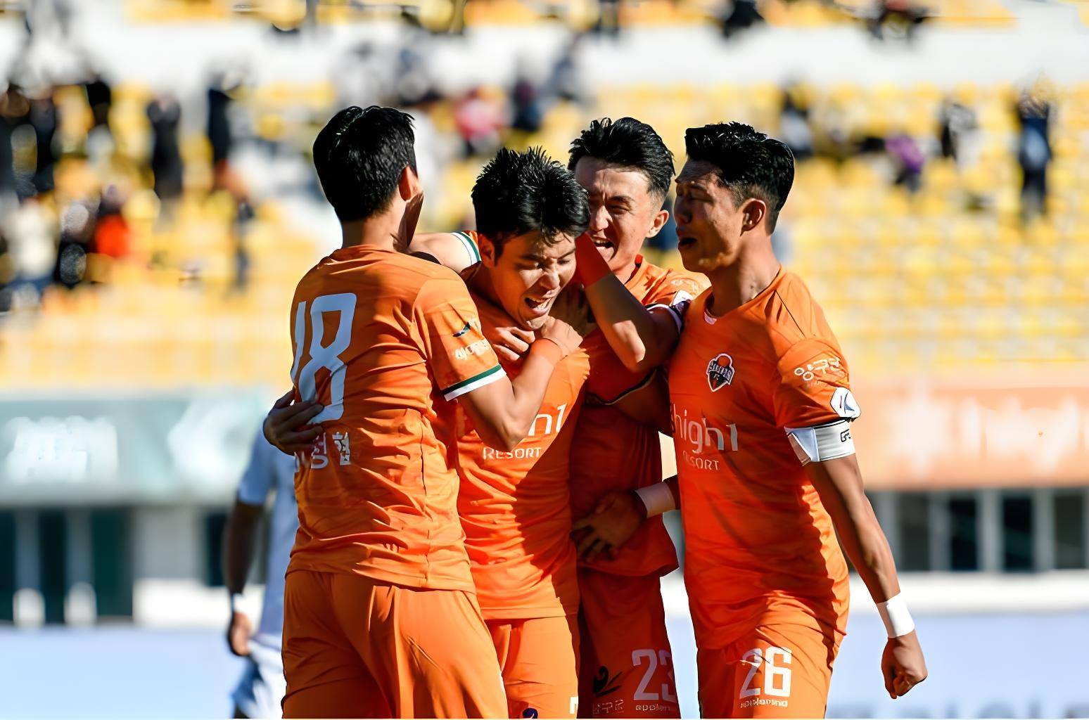 包含韩职联浦项制铁vs江原FC比赛预测江原FC来势汹汹的词条