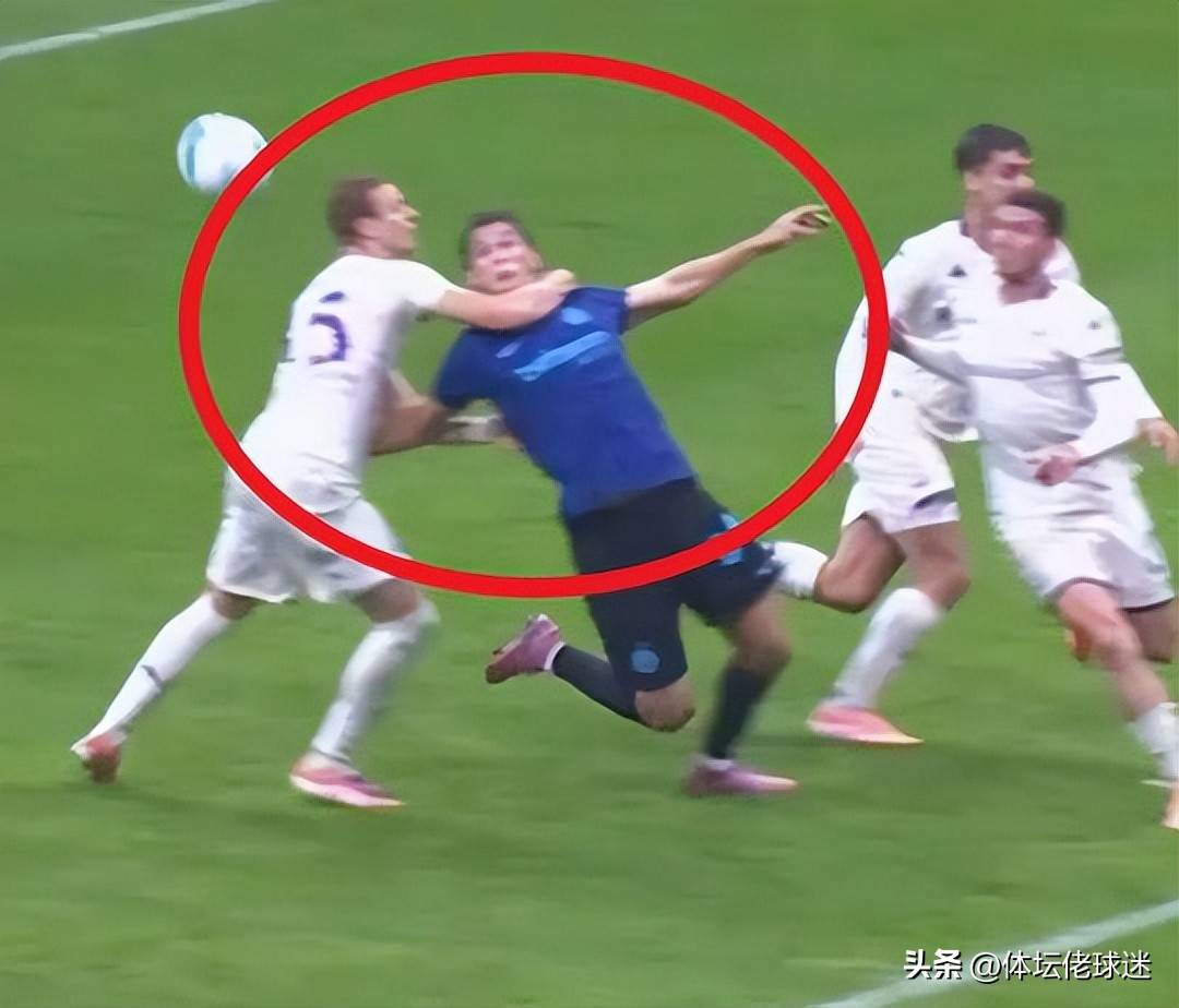 关于新赛季意甲将现场公开VAR判罚决定提高判罚的透明度的信息  第1张