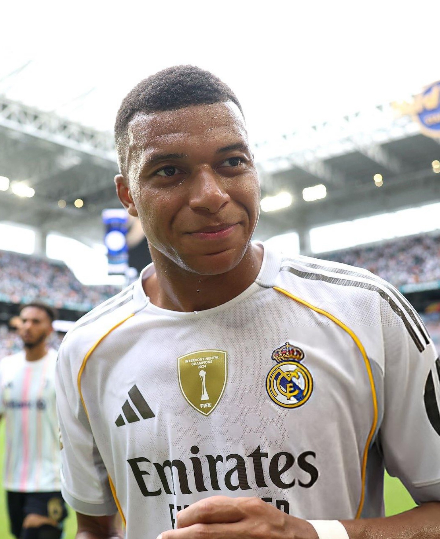 姆巴佩世俱杯为什么不上场媒体称突发高烧难以进食的简单介绍  第2张