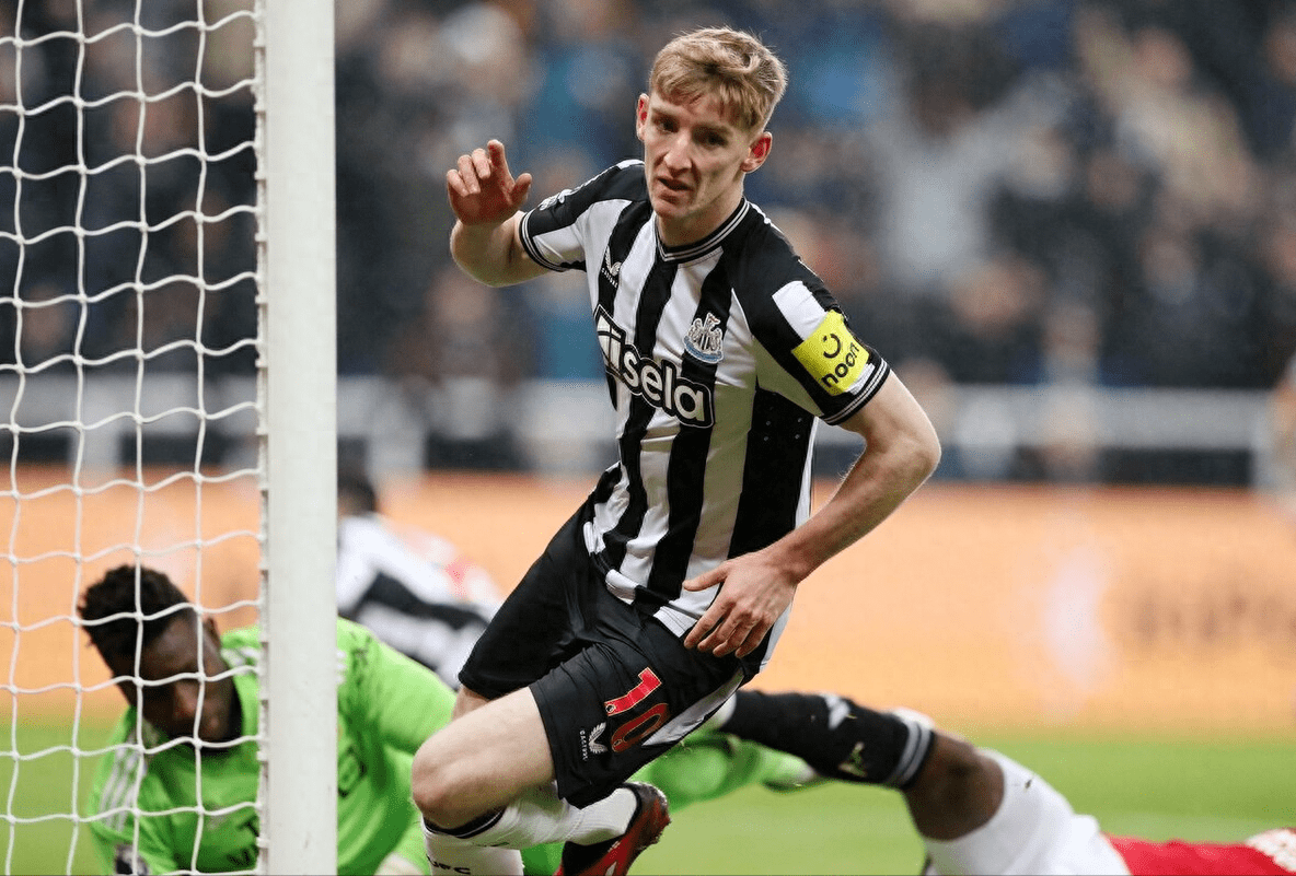 曼联热身赛0-1负东盟全明星曼联全场只有3脚射正的简单介绍 第1张 曼联热身赛0-1负东盟全明星曼联全场只有3脚射正的简单介绍 第1张