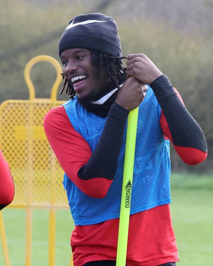 桑德兰考虑签回亨德森目前与阿贾克斯还有1年合同的简单介绍  第1张