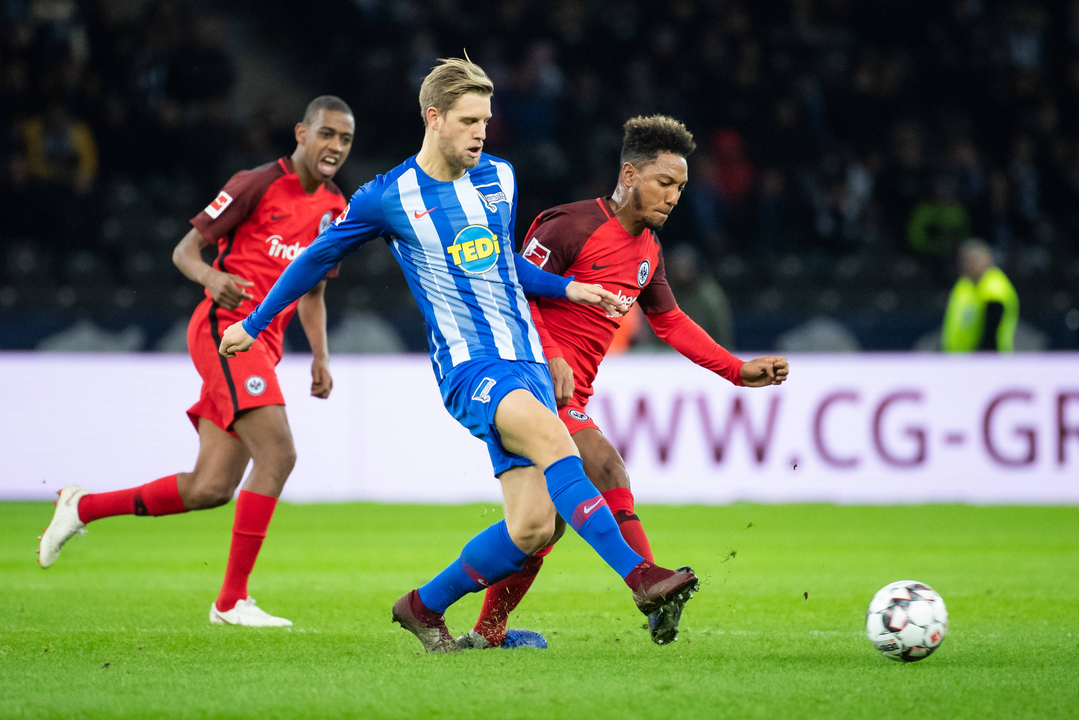 德乙比勒菲尔德VS马格德堡今日比分比勒菲尔德新赛季表现更好的简单介绍 第1张 德乙比勒菲尔德VS马格德堡今日比分比勒菲尔德新赛季表现更好的简单介绍 第1张