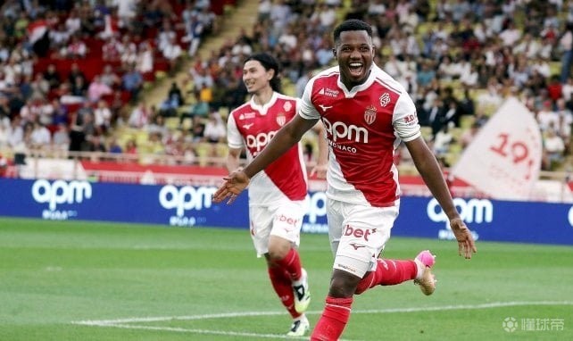 包含法蒂很可能无缘新赛季法甲首轮但他正在为复出全力准备着的词条  第2张