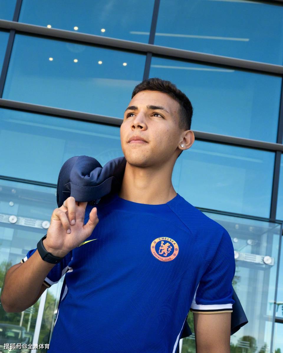 包含勒沃库森官宣签下夸安萨身披4号球衣的词条 第2张 包含勒沃库森官宣签下夸安萨身披4号球衣的词条 第2张